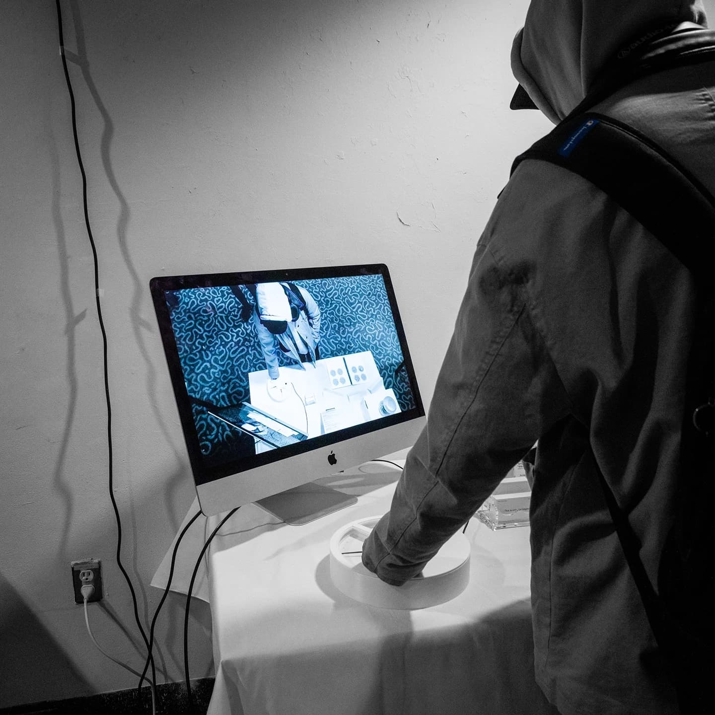 Intended experience of the live visualisation (view 2 of 2).